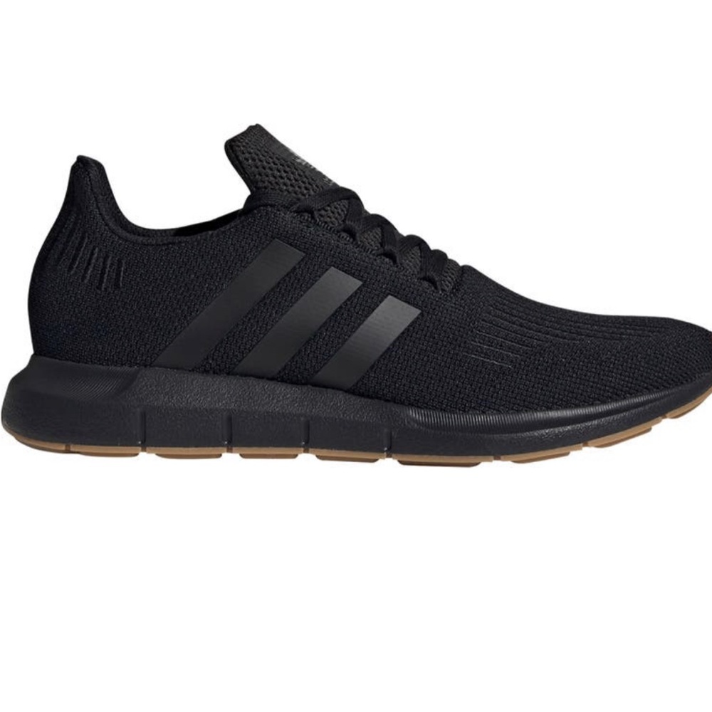 Adidas swift run sneakers core black size 7.5 fits like an 8.5 in women |